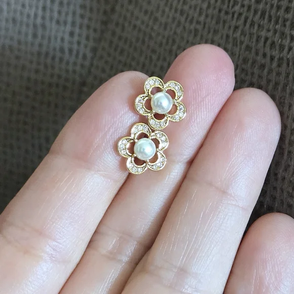 Kate Spade♠️ "Jeweled Stencil" Faux Pearl Earrings - NIB - Picture 11 of 16